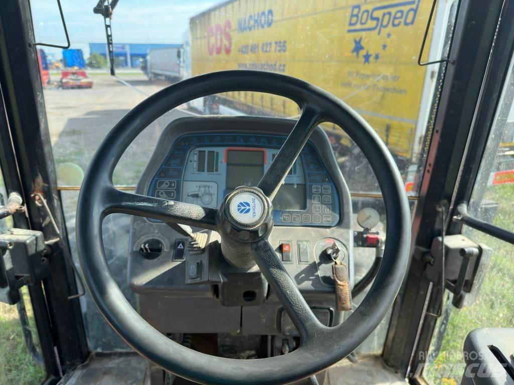 New Holland G 210 Traktory