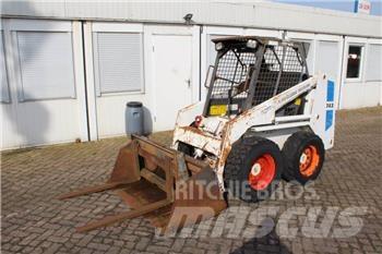 Bobcat 743 Smykem řízené nakladače