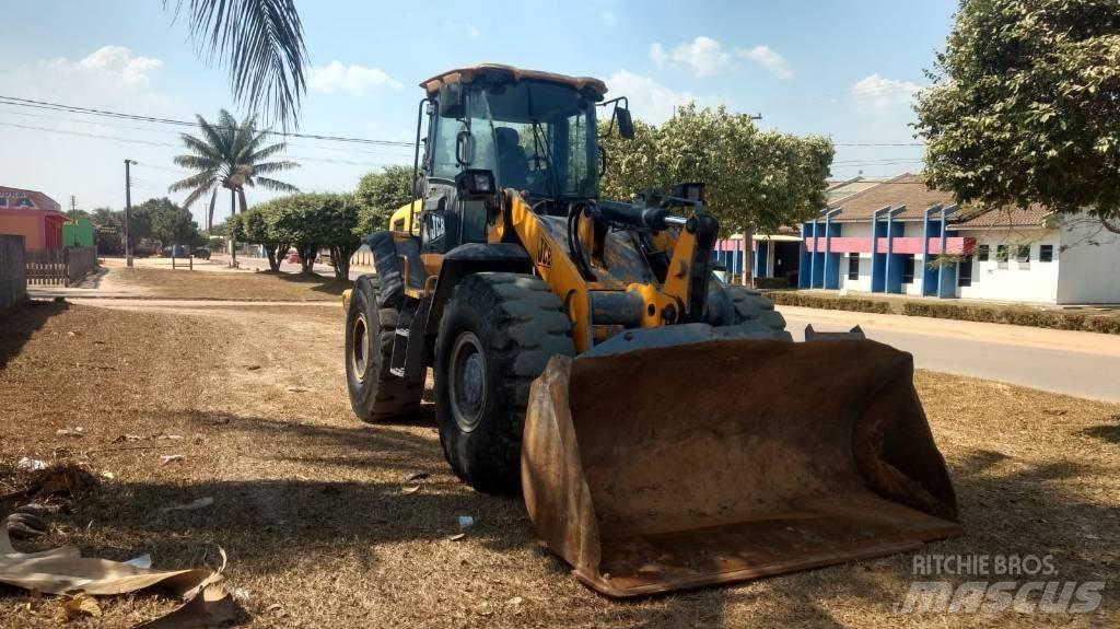 JCB 426 Kolové nakladače