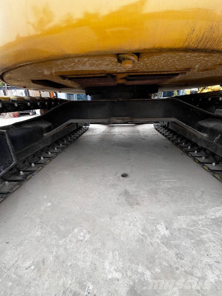 CAT 303.5 E Mini rýpadla < 7t