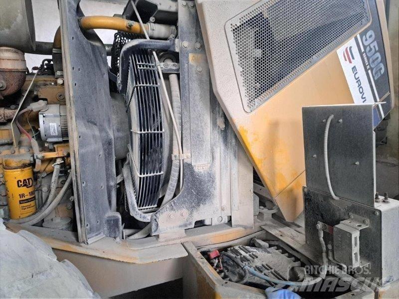 CAT 950 Kolové nakladače