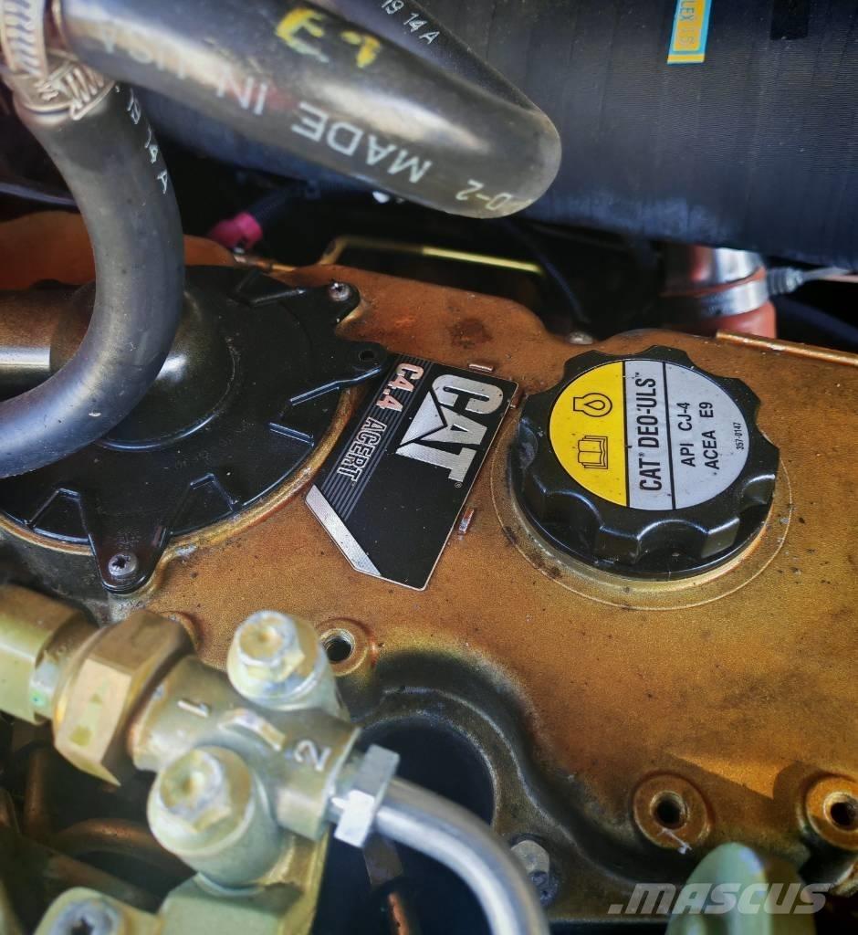 CAT TH 407C Ag 93kW Teleskopické nakladače pro zemědělství