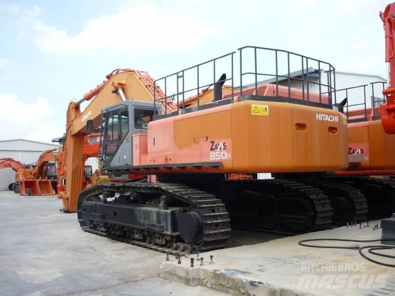Hitachi ZX 850 H Pásová rýpadla