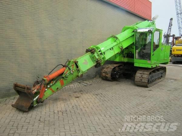  PL820R Speciální bagry