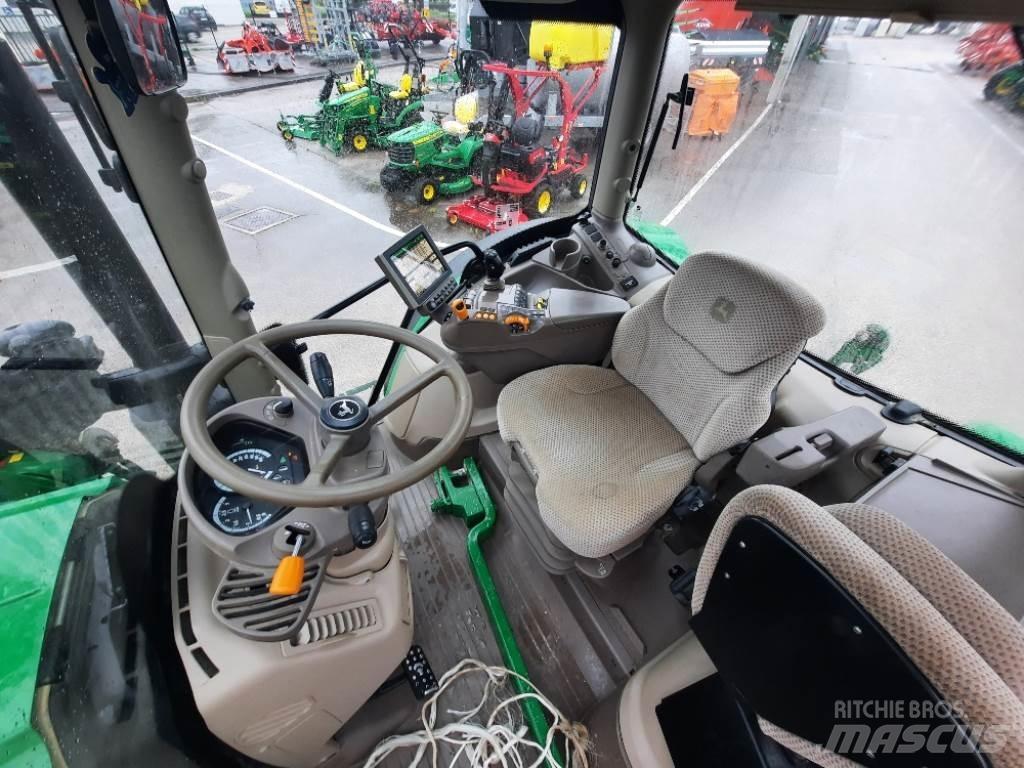 John Deere 6145R Traktory