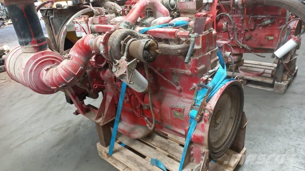 Volvo TD121G Motory