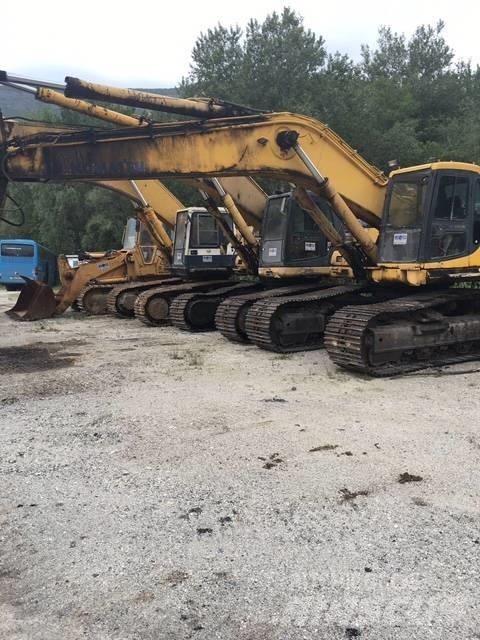 Komatsu 450 Pásová rýpadla