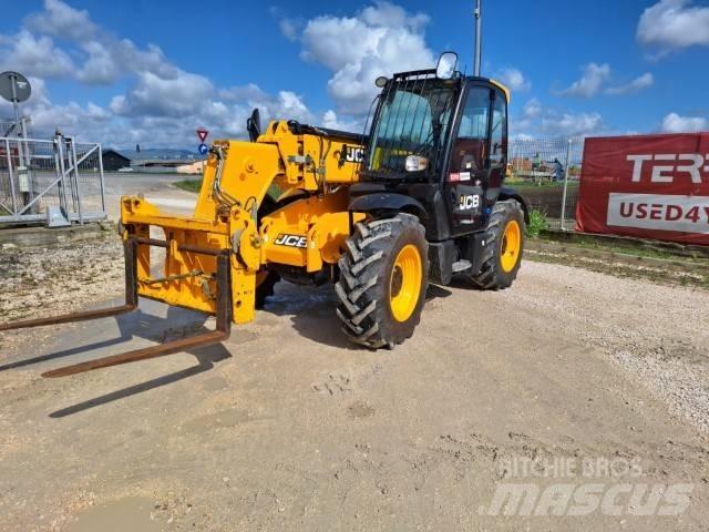 JCB 535-95 Teleskopické manipulátory