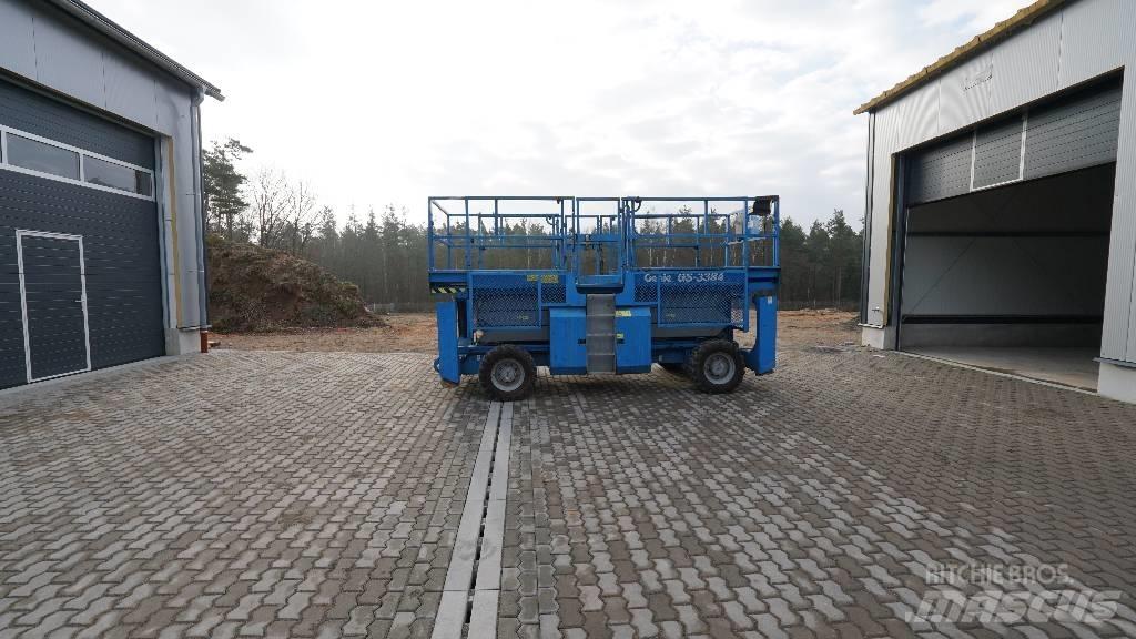 Genie GS3384 RT 4x4 Nůžková zvedací plošina