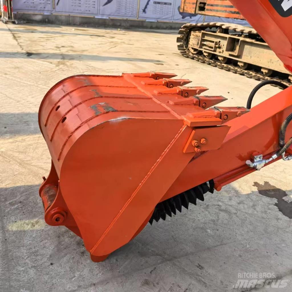 Doosan DX 60-9 C Pásová rýpadla