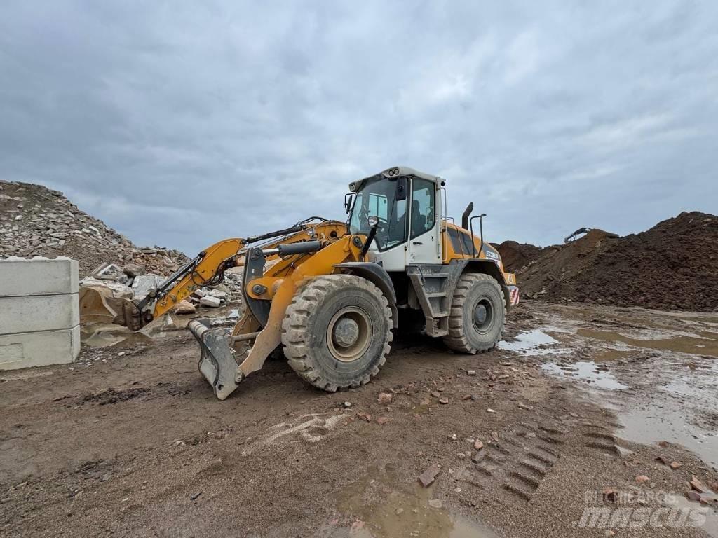 Liebherr L 538 Kolové nakladače