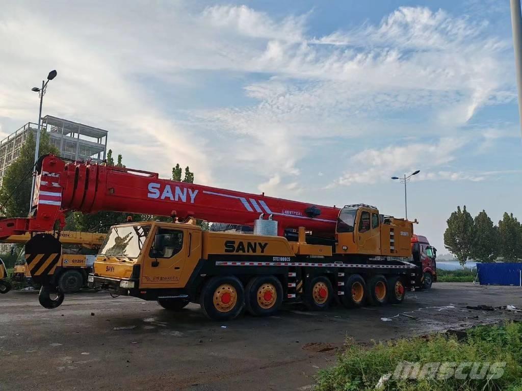 Sany 1000S Univerzální terénní jeřáby