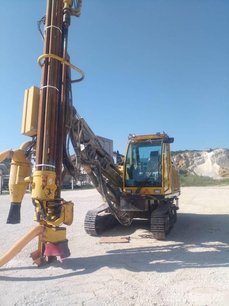 Sandvik Titon 500 Povrchové vrtací stroje