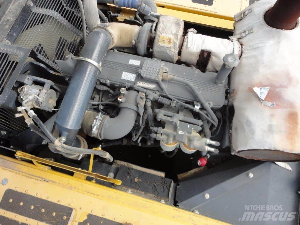 Komatsu PC 350 LC-8 Pásová rýpadla