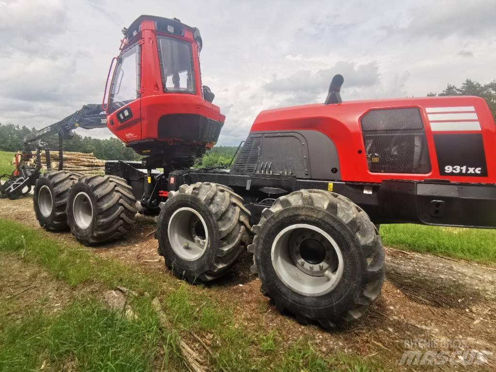 Komatsu 931 XC Harvestory