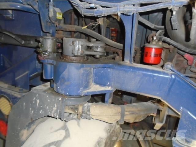 Moffett M45 Terénní vysokozdvižné vozíky