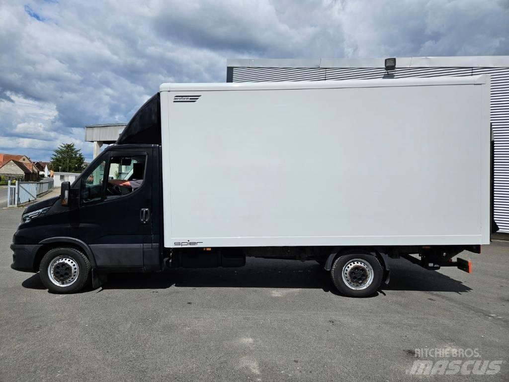 Iveco 35 S 18 Skříňová nástavba