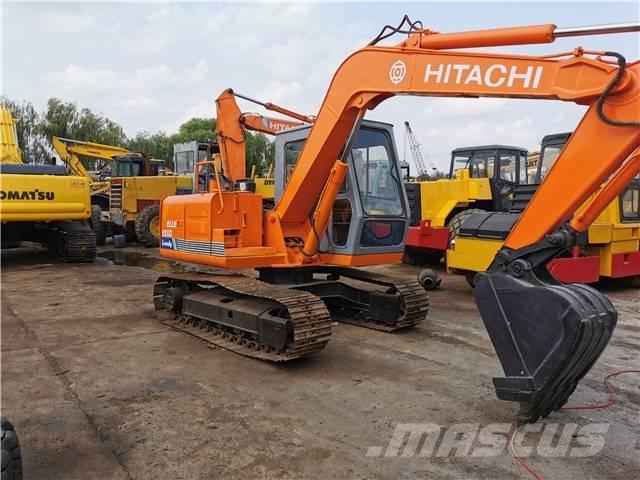 Hitachi EX60 Pásová rýpadla