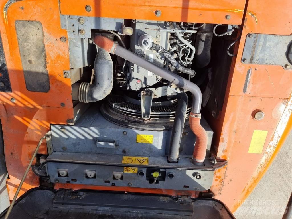 Hitachi ZX 210 LC-3 Pásová rýpadla