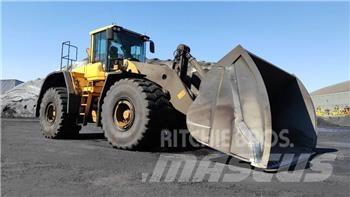 Volvo L 220 F Kolové nakladače