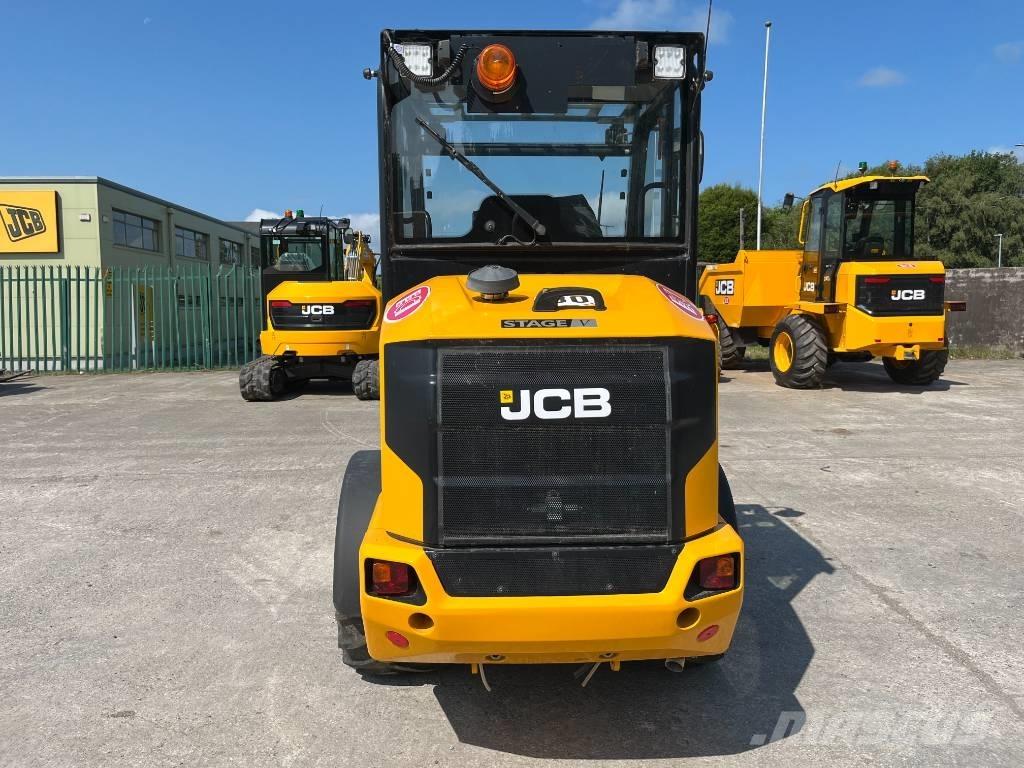JCB 403ag plus Traktory