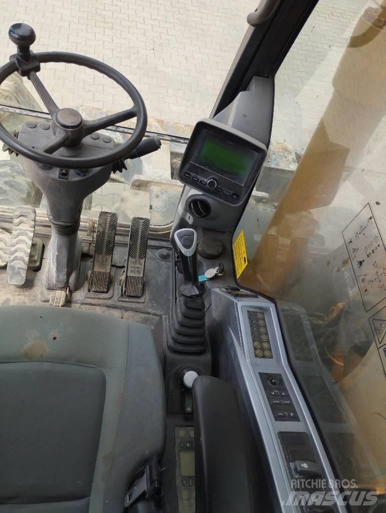 Hyundai 140W Midi rýpadla 7t - 12t