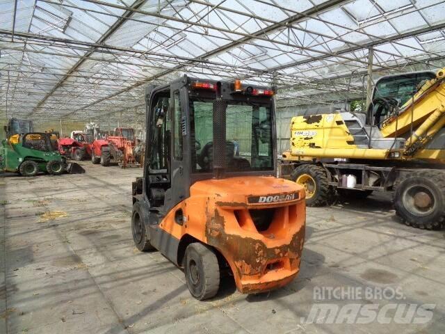 Doosan D35C-7 Dieselové vozíky