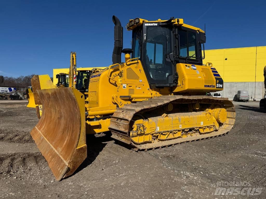 Komatsu D51PX-24E0 Pásové dozery