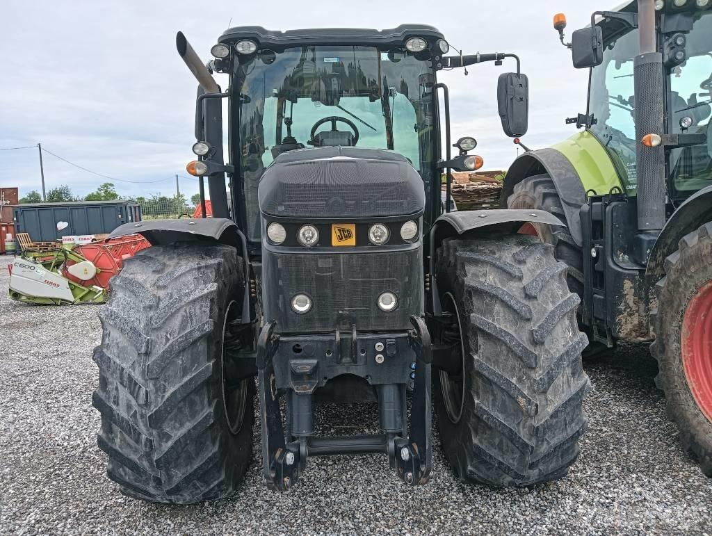 JCB Fastrac 4220 Traktory