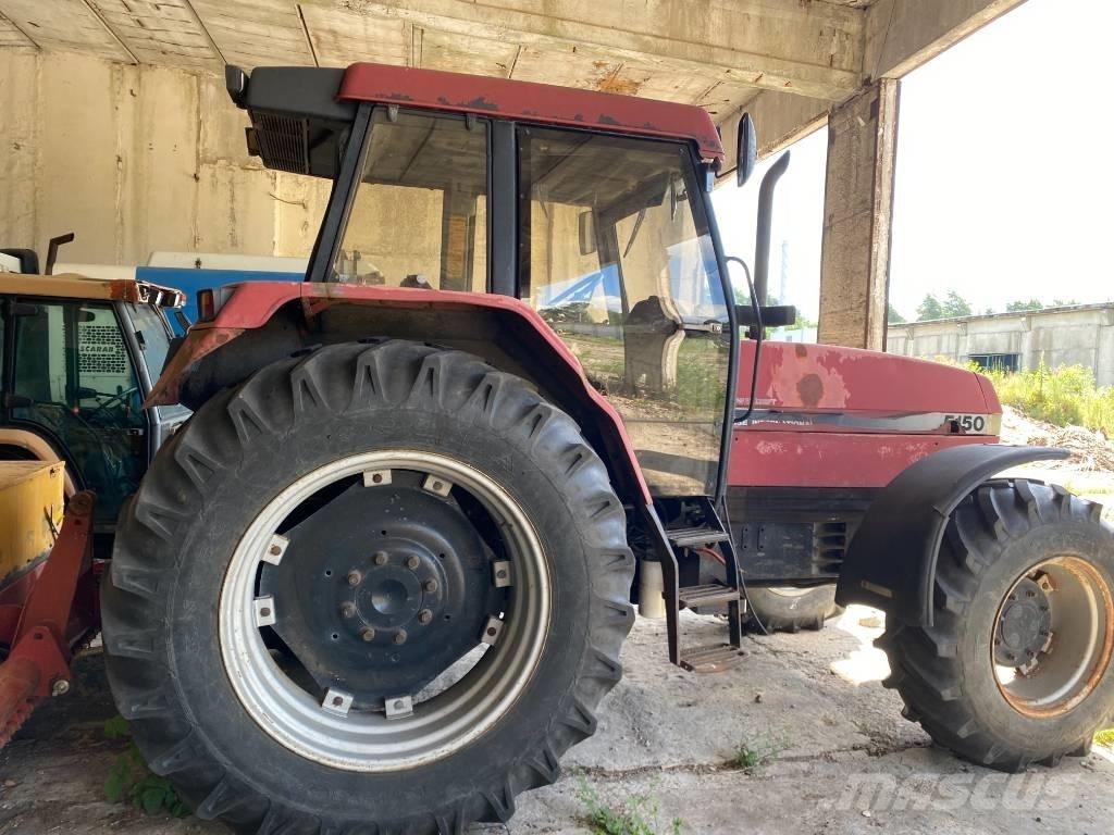 CASE 5150 Traktory