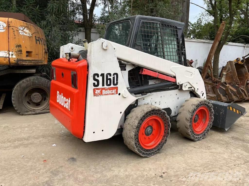 Bobcat S 160 Smykem řízené nakladače