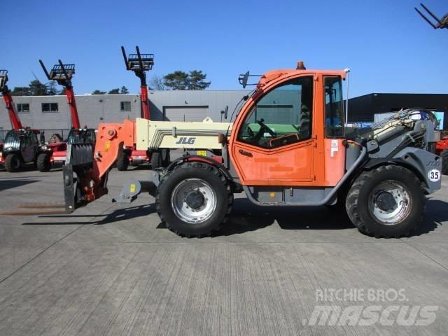 JLG 4013 (590) Teleskopické manipulátory