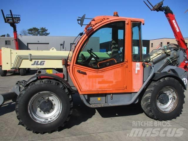 JLG 4013 (590) Teleskopické manipulátory