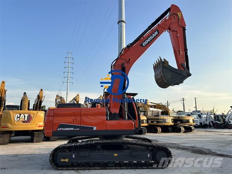 Doosan DX 225 LCA Pásová rýpadla