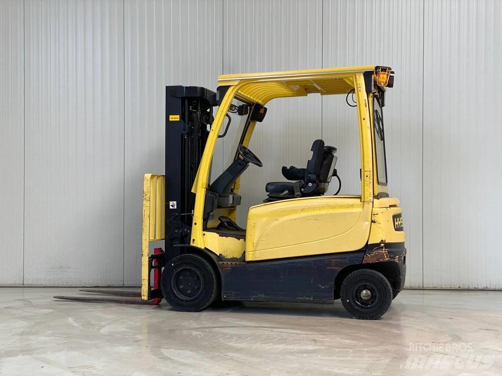 Hyster J2.5XN Akumulátorové vozíky