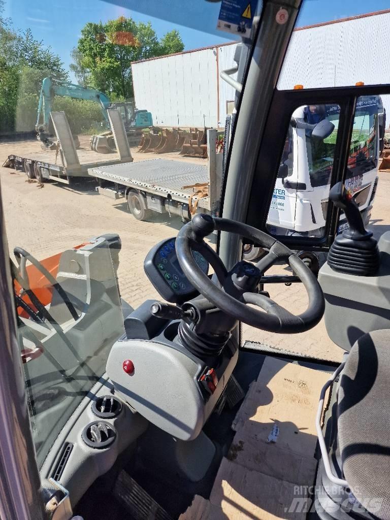 Atlas AR 580 Kolové nakladače