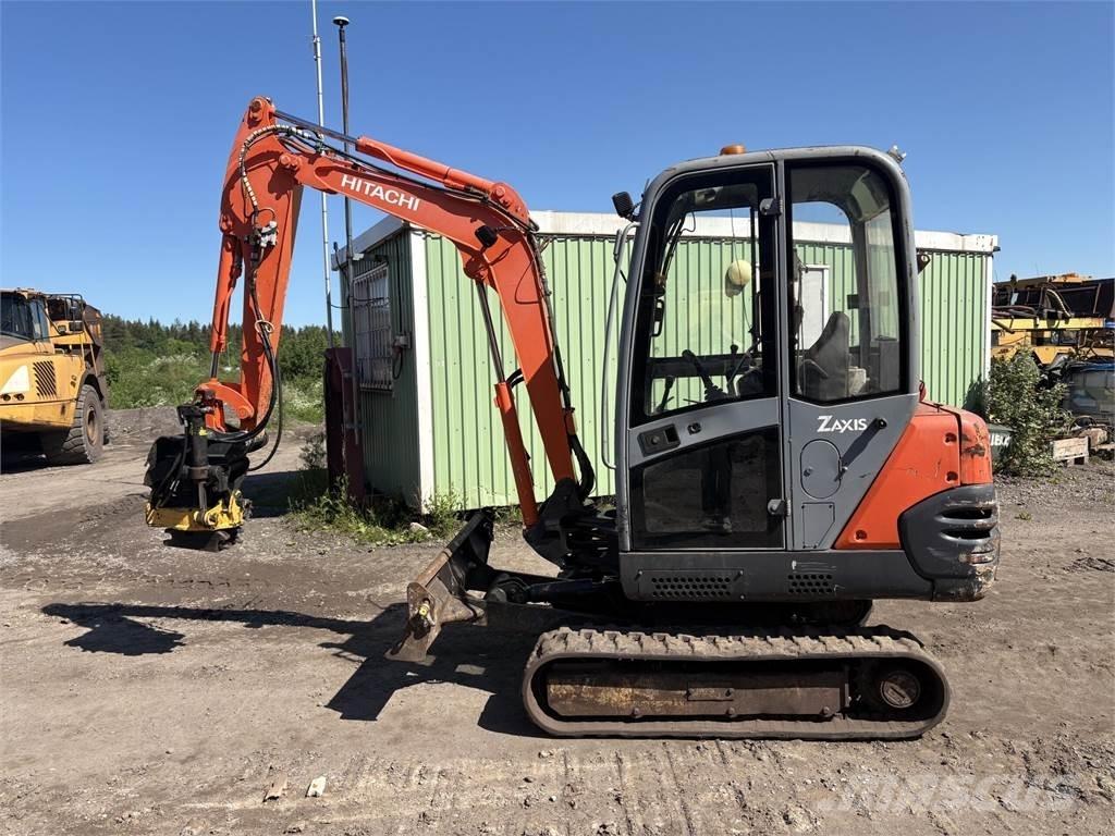 Hitachi ZX25 Mini rýpadla < 7t