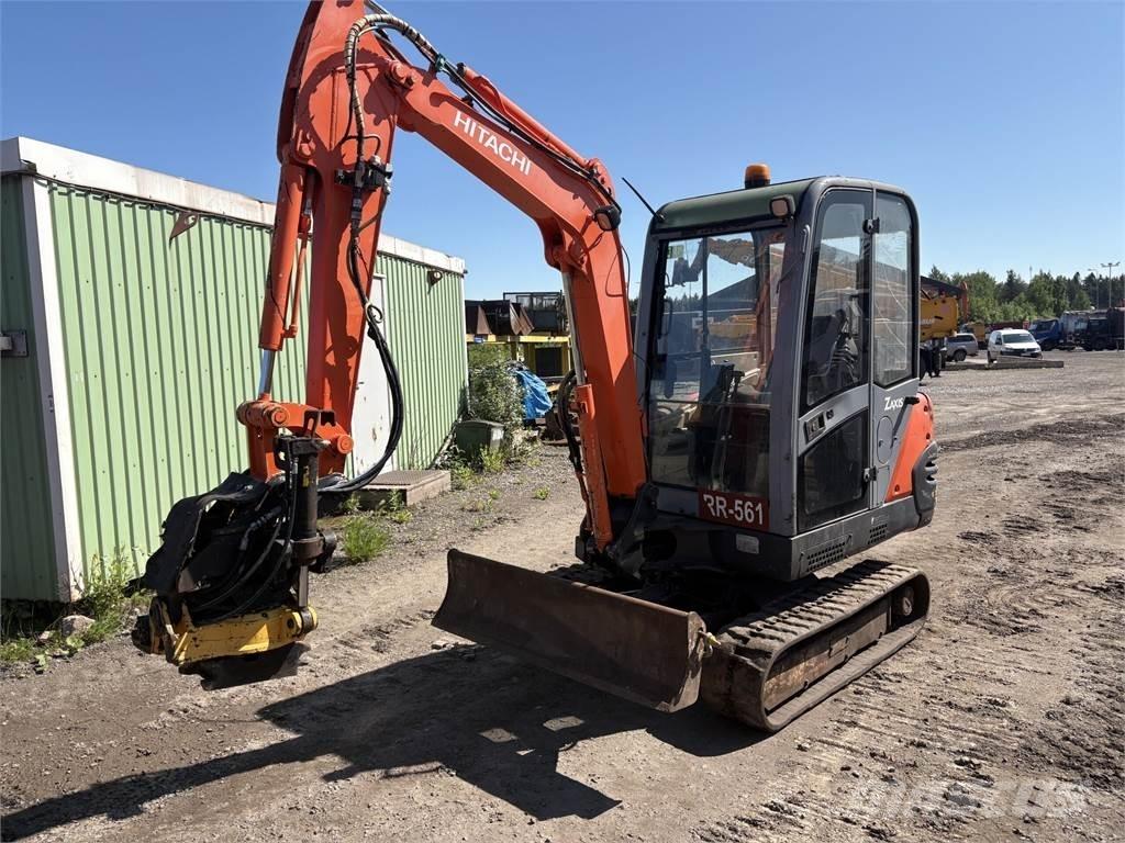 Hitachi ZX25 Mini rýpadla < 7t