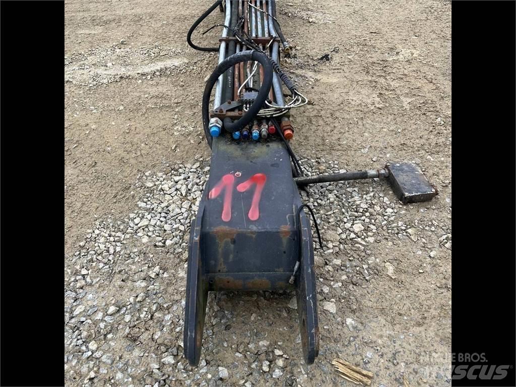 Loglift 210 Těžební jeřáby