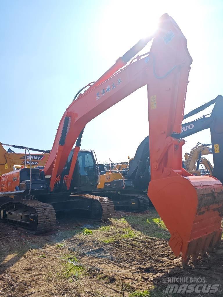 Hitachi 360 Pásová rýpadla