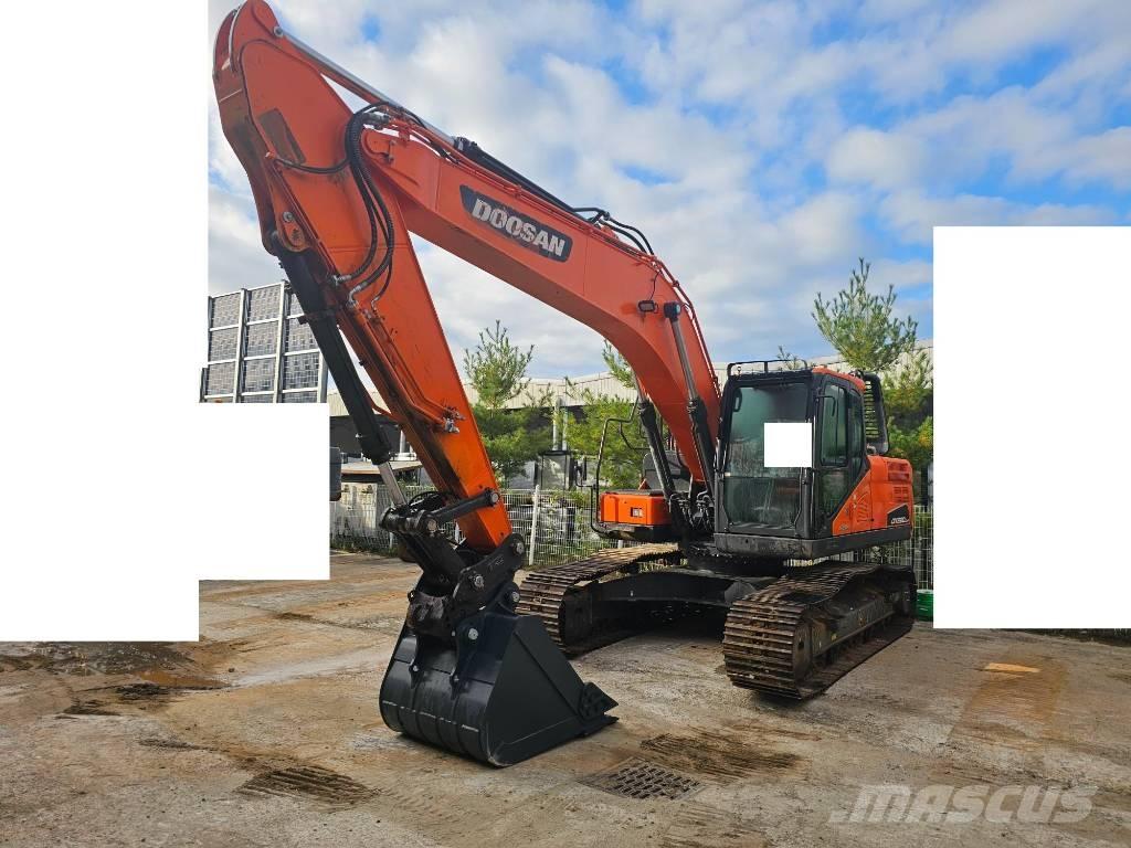 Doosan DX 220LC-5 Midi rýpadla 7t - 12t