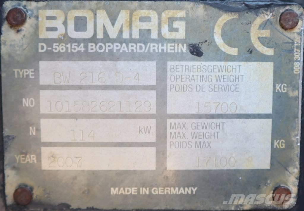 Bomag BW 216 D-4 Půdní kompaktory