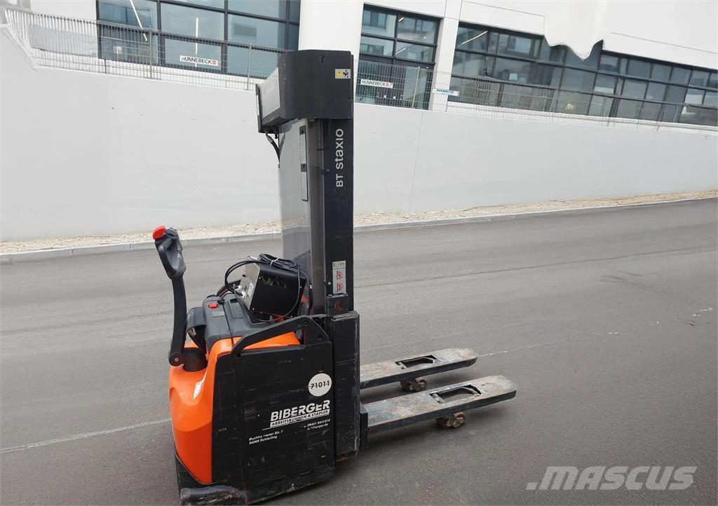 Toyota SWE160L Další zvedače a plošiny