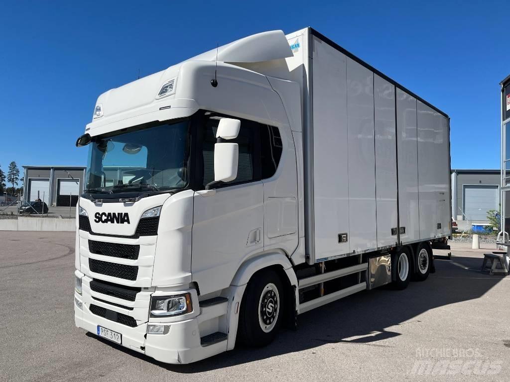 Scania R500B6X2*4NB Skříňová nástavba