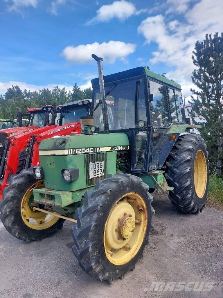 John Deere 2040 Traktory