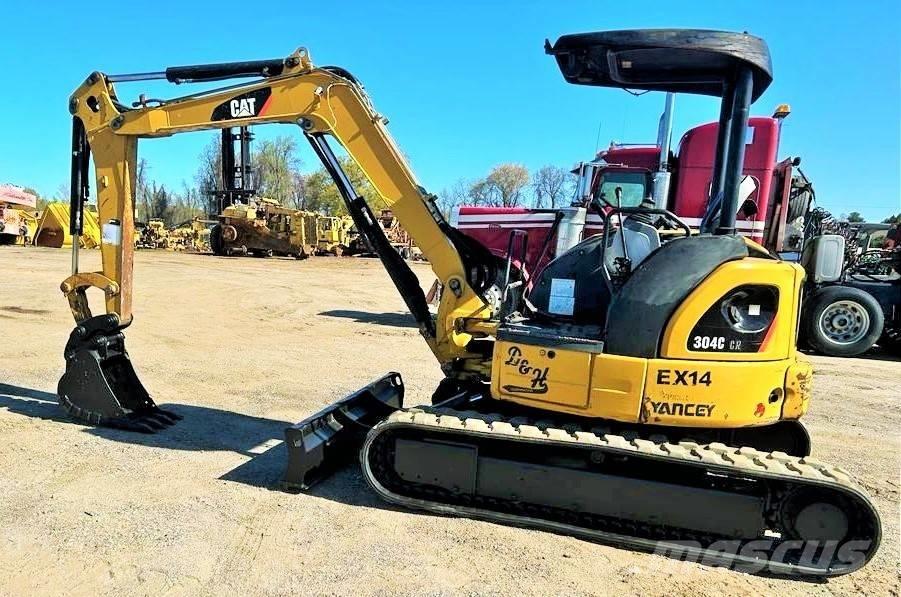 CAT 304 C CR Mini rýpadla < 7t