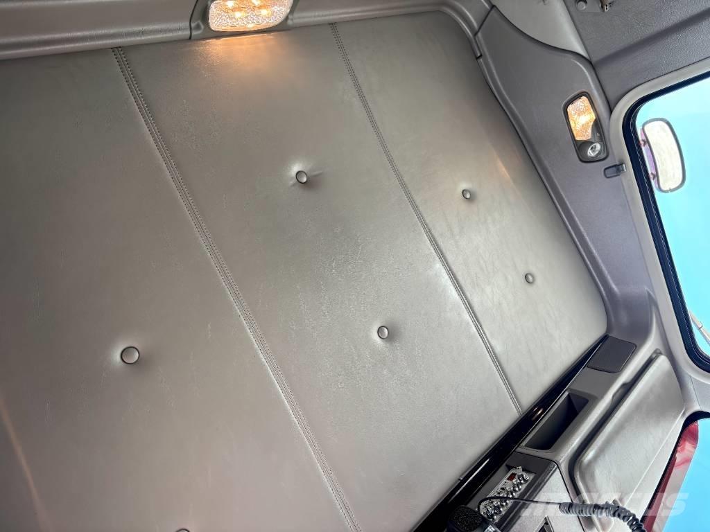 Kenworth W 900 Tahače