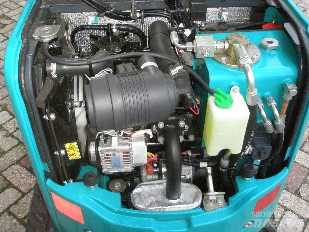 Sunward SWE 08B Mini rýpadla < 7t