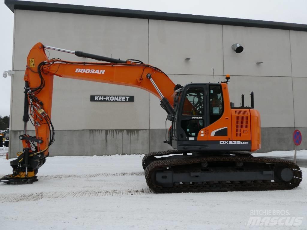 Doosan DX 235 LCR-5 Pásová rýpadla