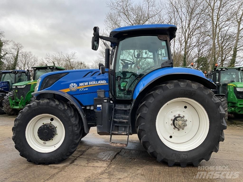 New Holland T 7.245 Traktory